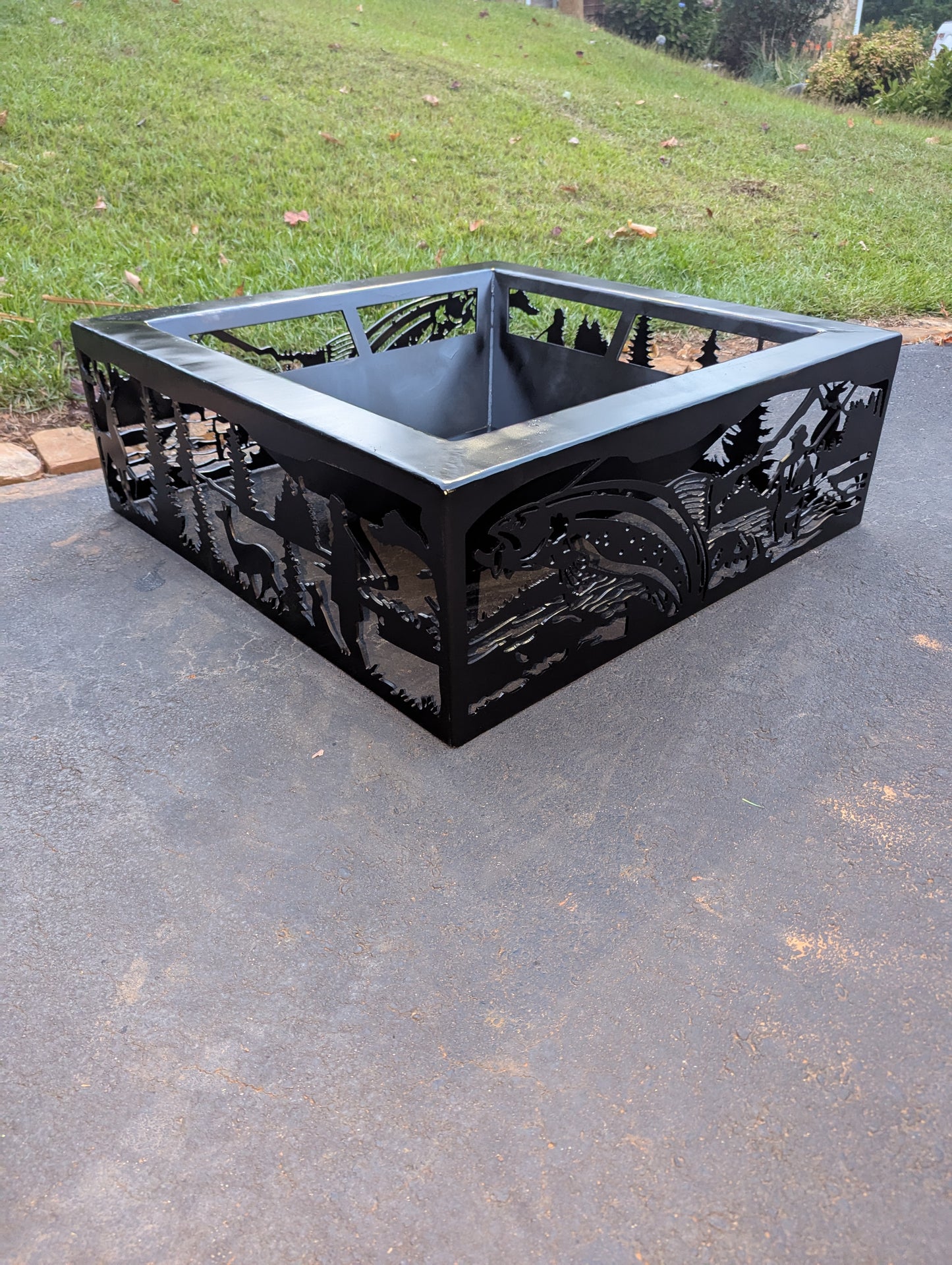 Sportsman Firepit ( coming soon )